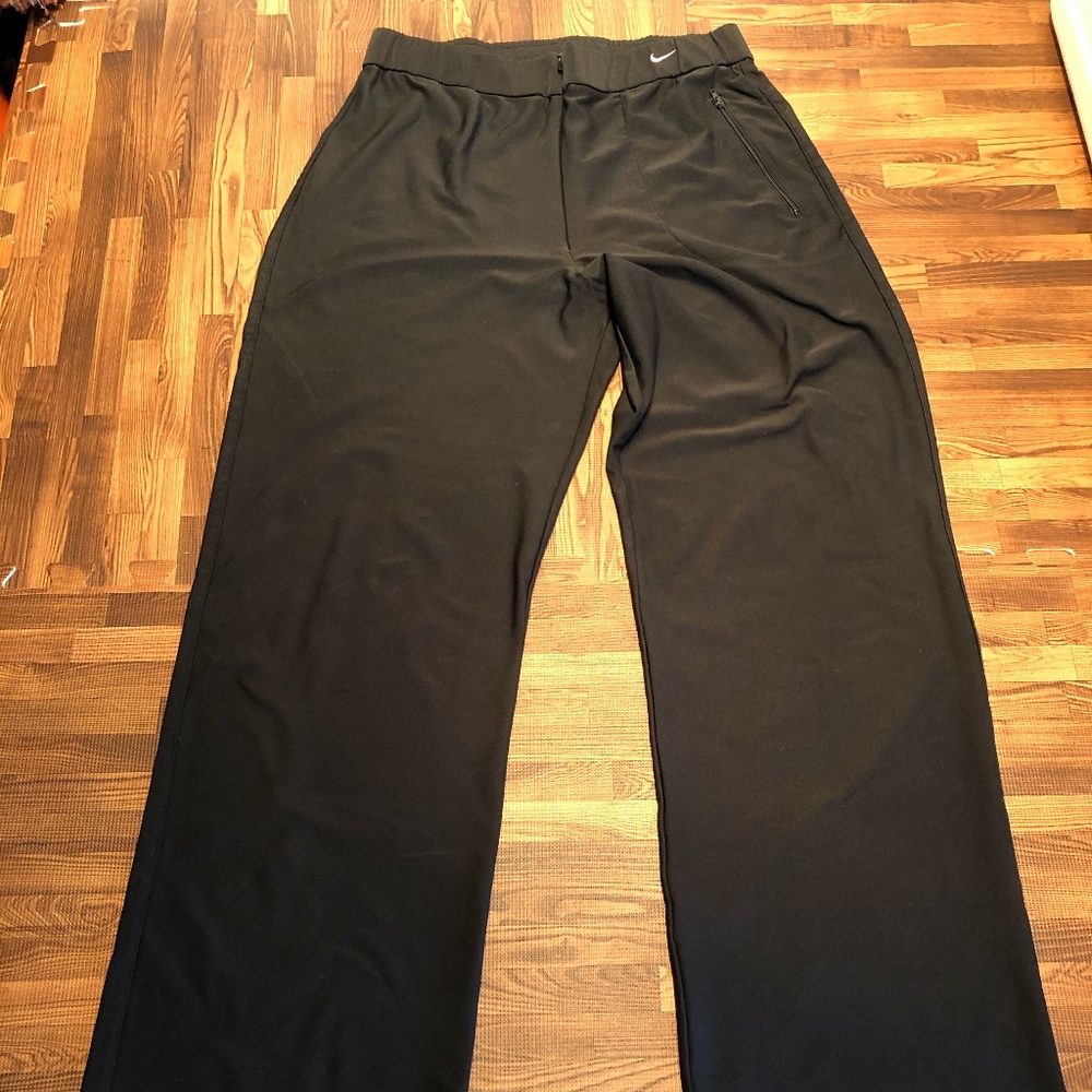 Nike Women Dri-Fit Black L (12-14)